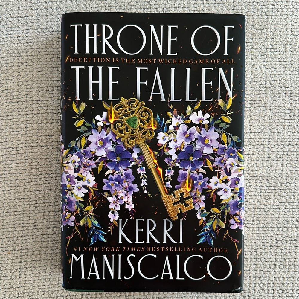 Throne of the Fallen by Kerri Maniscalco